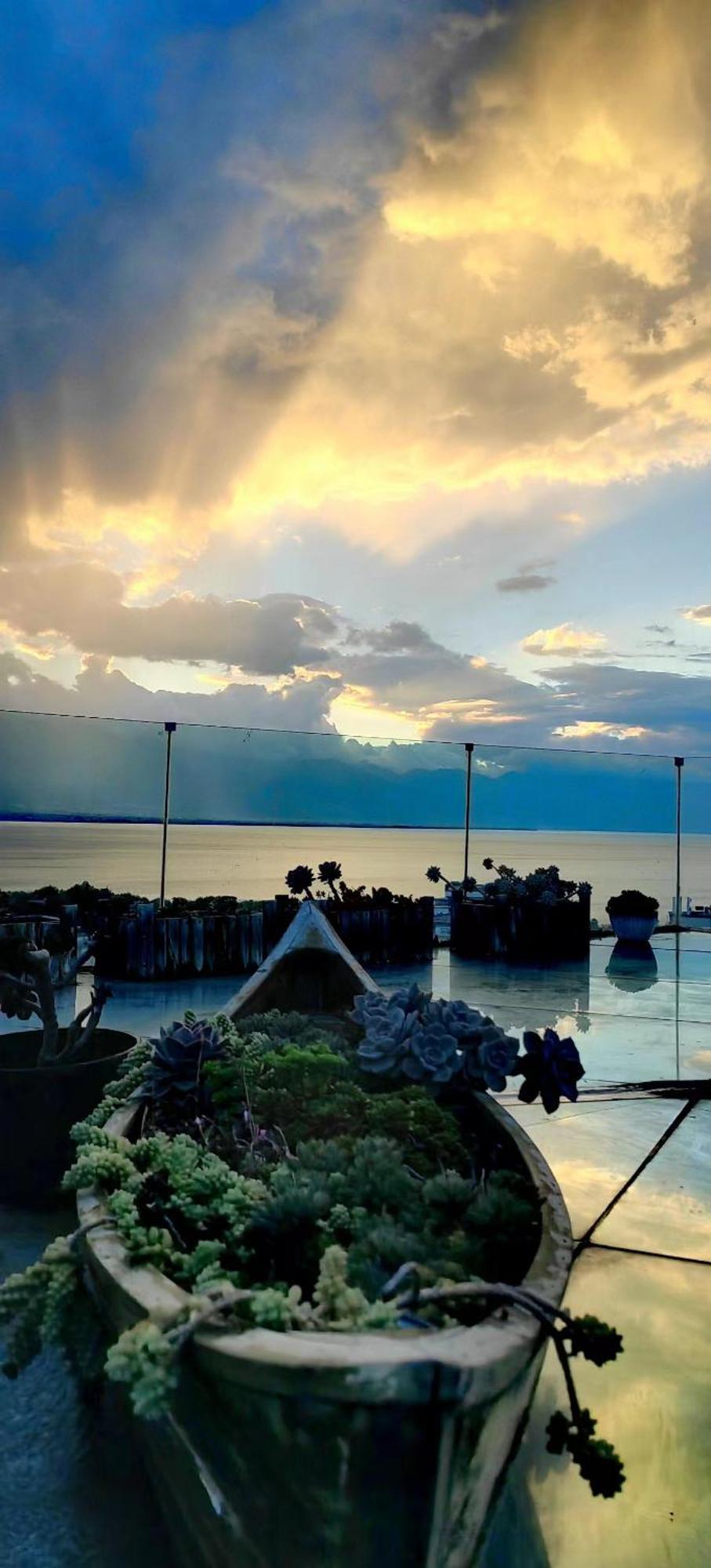 Dali Listening Sea View Villa大理听城海景别墅 Εξωτερικό φωτογραφία