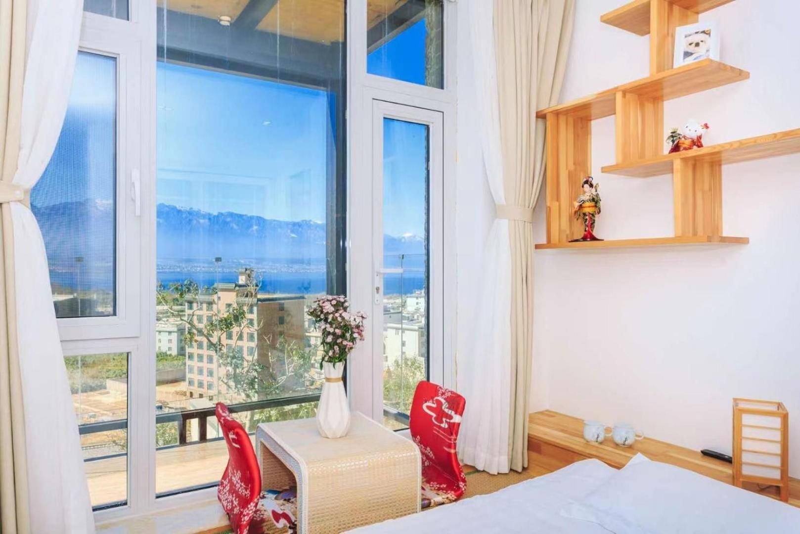 Dali Listening Sea View Villa大理听城海景别墅 Εξωτερικό φωτογραφία