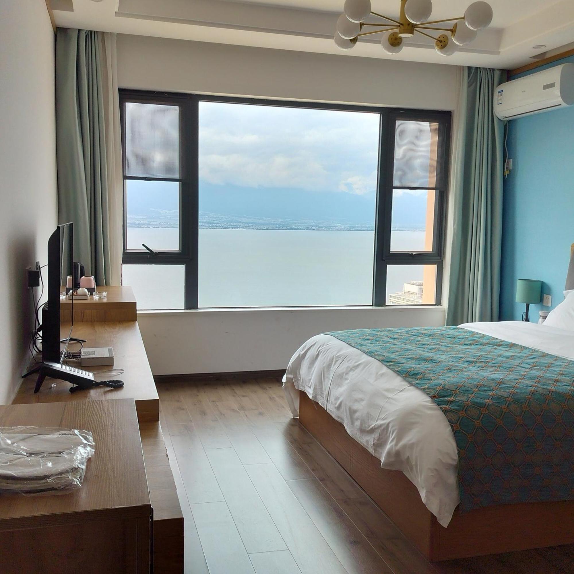 Dali Listening Sea View Villa大理听城海景别墅 Εξωτερικό φωτογραφία