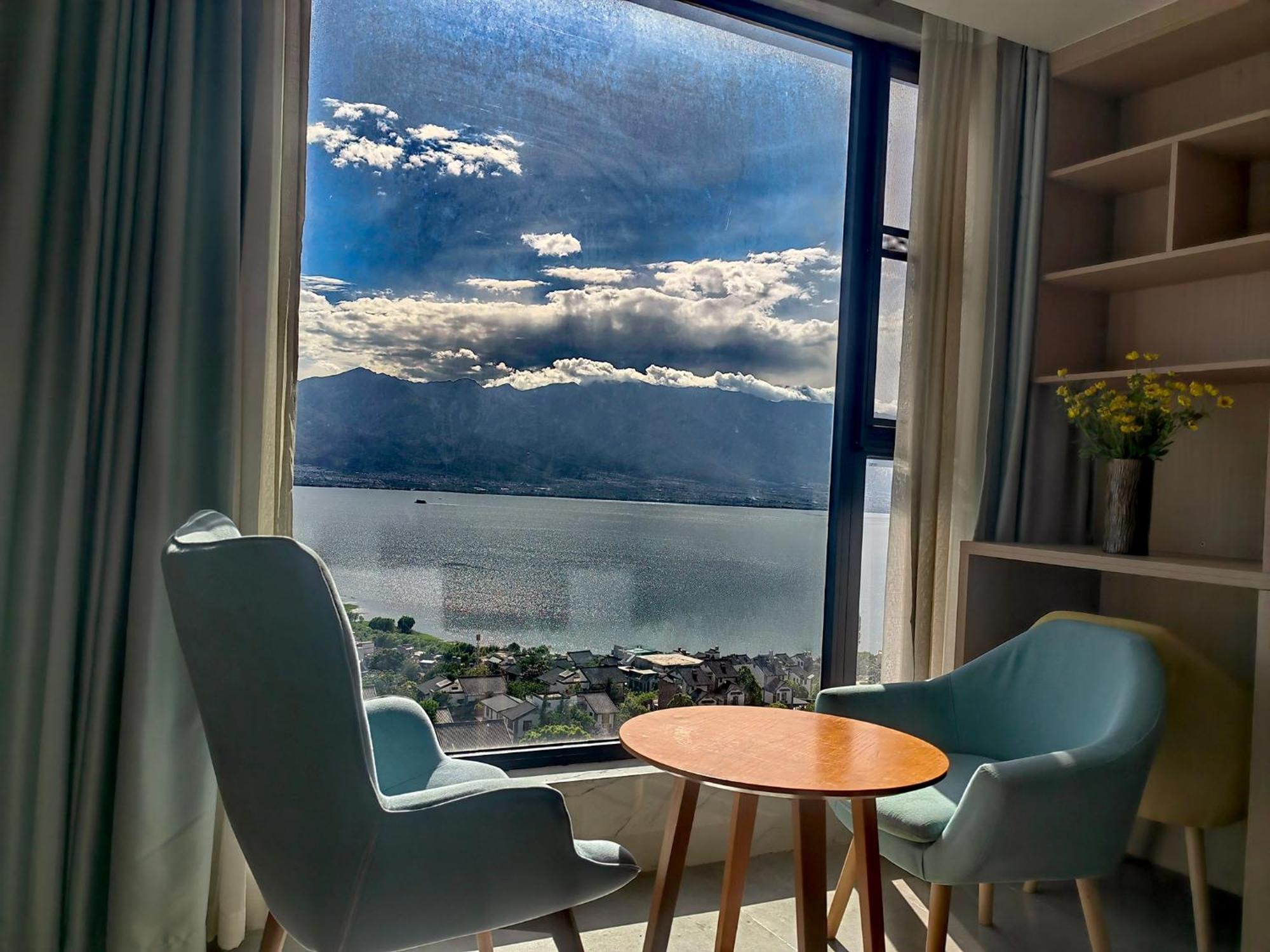 Dali Listening Sea View Villa大理听城海景别墅 Εξωτερικό φωτογραφία
